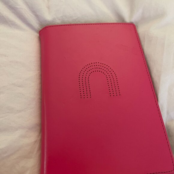 Nook with Pink cover - Picture 2 of 4